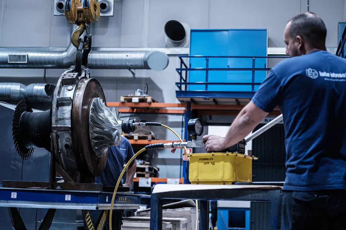 ABB TPL73 rotor and bearing casing during workshop overhaul