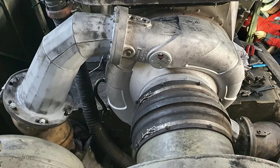 Hedemora HS7800 on a GE GEVO12 engine, showing the ducting and connections